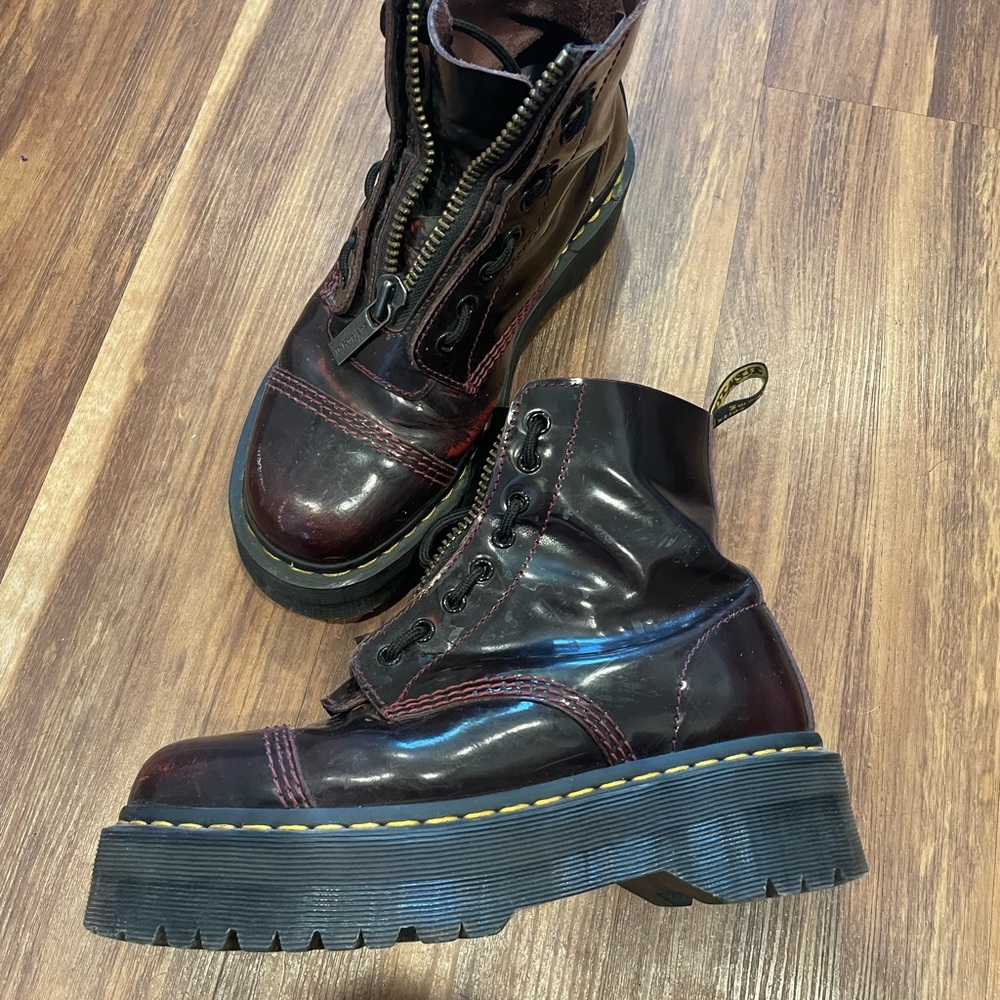 Dr. Martens Sinclair boots